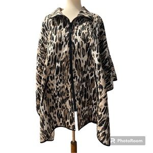 IC Collection By Connie K Leopard Animal Print Poncho/Coat Size 1X